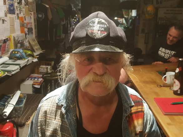 Антивоенное русофильское кафе в Берлине: геополитика под немецкое пиво (ФОТО) | Русская весна