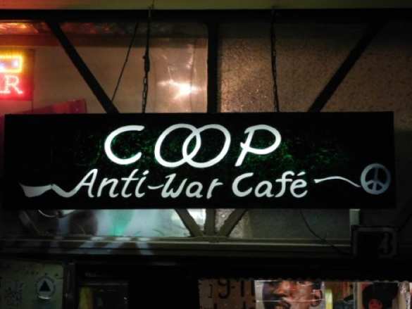 Антивоенное русофильское кафе в Берлине: геополитика под немецкое пиво (ФОТО) | Русская весна