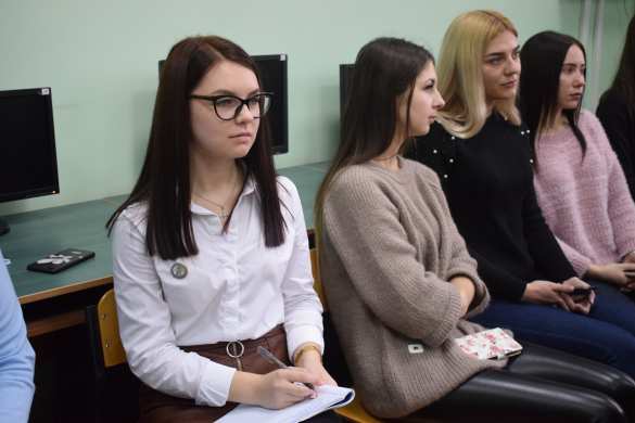 Архивисты и учёные ЛНР и РФ обменялись опытом в формате веб-семинара (ФОТО) | Русская весна