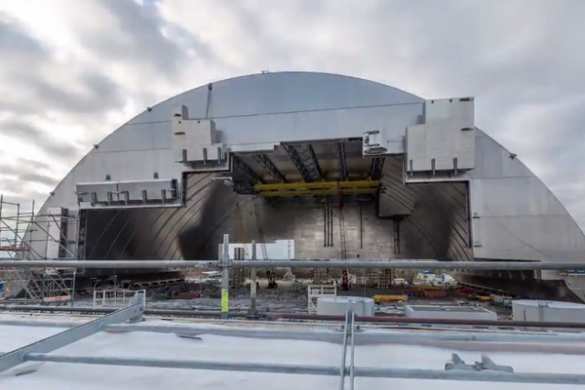 «Крупнейшая в мире конструкция», — Порошенко пафосно открыл арку над ЧАЭС, построенную на деньги европейцев (ФОТО, ВИДЕО) | Русская весна