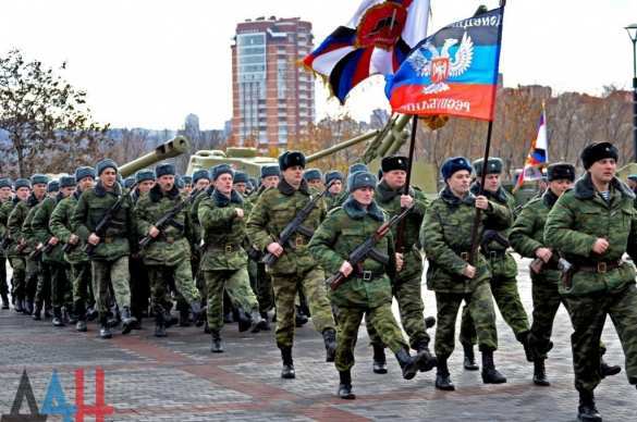 Донецк отметил годовщину создания первого армейского корпуса (ФОТО) | Русская весна