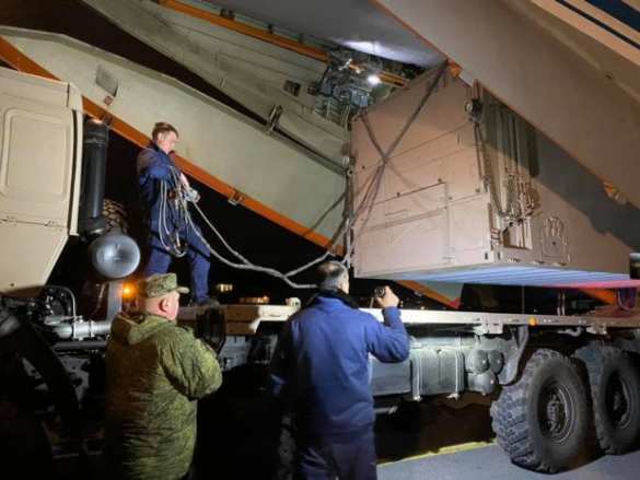 Армения: военспецы и техника из России прибыли для борьбы с COVID-19 (ФОТО, ВИДЕО) | Русская весна
