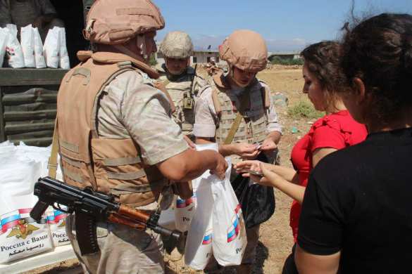 «Будь проклят Запад, да здравствует Россия!» — освобождённые сирийцы встречают российских военных (ФОТО) | Русская весна