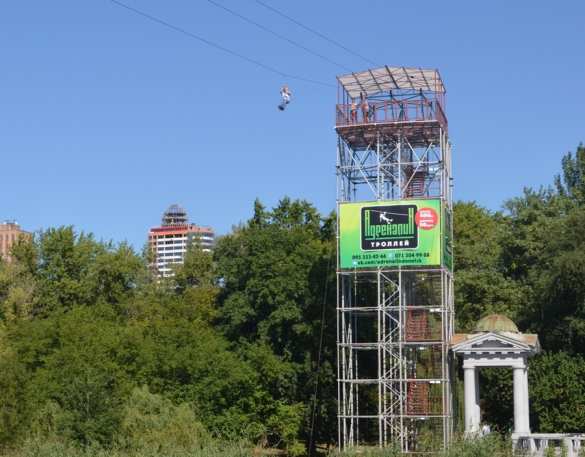 В Донецке запустили троллей (ФОТО) | Русская весна