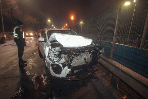 Киевлянин хотел изнасиловать полицейских после ДТП (ФОТО, ВИДЕО) | Русская весна