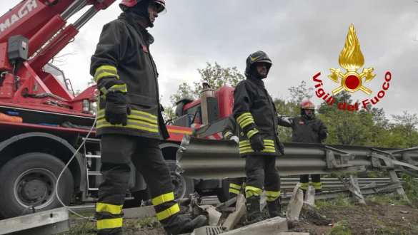 В Италии разбился автобус с российскими туристами (ФОТО, ВИДЕО) | Русская весна