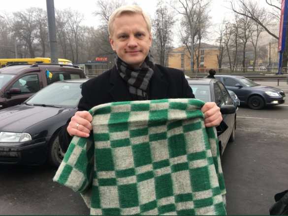 «Автомайдан» приехал к дому генпрокурора Украины (ФОТО) | Русская весна