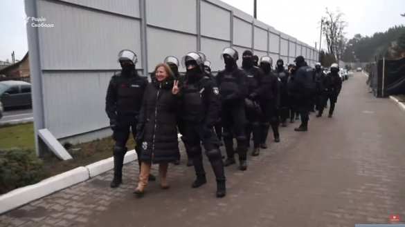 «Автомайдан» приехал к дому генпрокурора Украины (ФОТО) | Русская весна