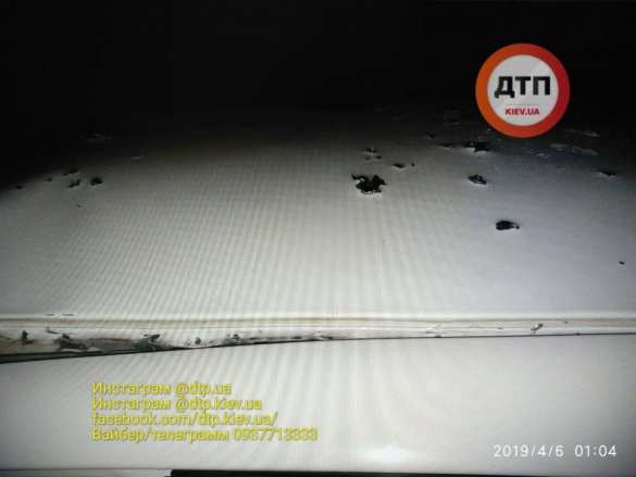 Весь салон в крови: под Киевом автомобиль взорвался на полном ходу (ФОТО) | Русская весна