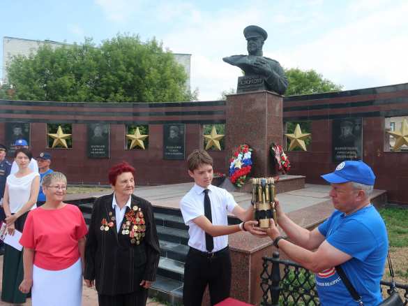 В Бородино акция «Свеча памяти» собрала свыше 1500 человек (ФОТО) | Русская весна