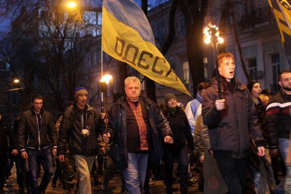 В Одессе прошло факельное шествие неонацистов «Азова» (ФОТО, ВИДЕО) | Русская весна