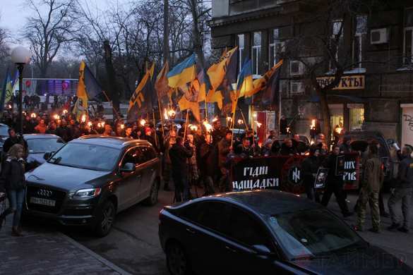 В Одессе прошло факельное шествие неонацистов «Азова» (ФОТО, ВИДЕО) | Русская весна
