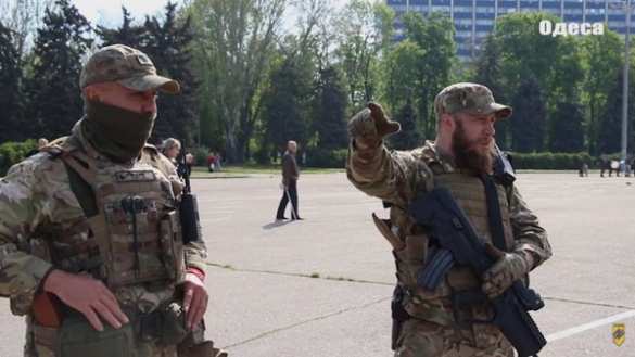 Будни оккупации: неонацисты «Азова» показали, как будут «усмирять» Одессу (ФОТО, ВИДЕО) | Русская весна