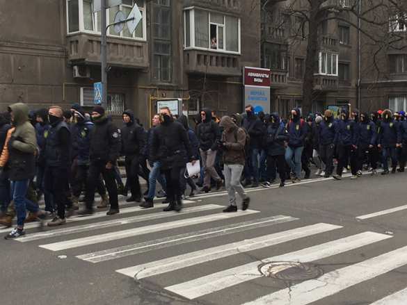 «Азов» митингует в центре Киева (ФОТО, ВИДЕО) | Русская весна
