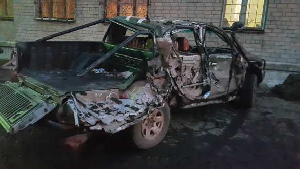 Танк ДНР переехал «Джип» «Азова» под Мариуполем: из головы боевика удалили кусок металла вместе с лобной костью (ФОТО) | Русская весна