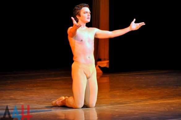 Фестиваль «Звезды мирового балета» начался в Донецке масштабным гала-концертом (ФОТО) | Русская весна