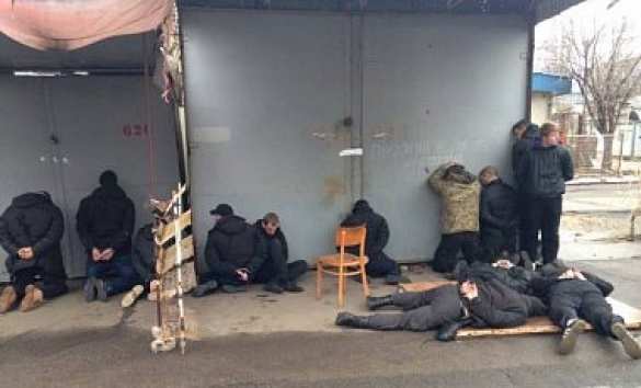 Взрывы и стрельба в Николаеве: банда напала на рынок, есть пострадавшие (ФОТО, ВИДЕО)  | Русская весна