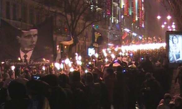 Неонацистское шествие с факелами: как Украина отпраздновала день рождения Бандеры (ФОТО, ВИДЕО) | Русская весна