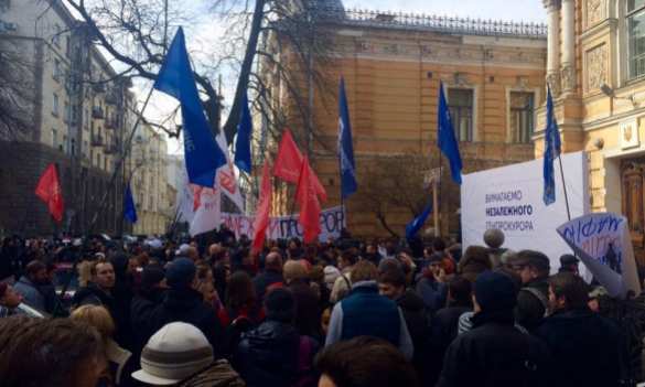 Новый «майдан» в Киеве — ПРЯМАЯ ТРАНСЛЯЦИЯ. Смотрите и комментируйте с «Русской Весной» (ФОТО+ВИДЕО) | Русская весна