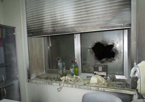 В Одессе неизвестные атаковали офис «Батькивщины» (фото) | Русская весна