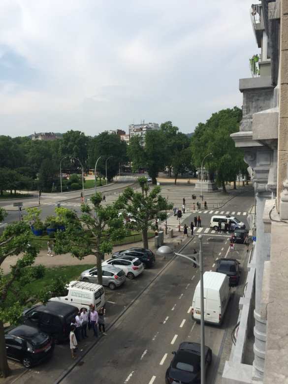 СРОЧНО: Атака террориста в Бельгии: есть убитые и раненые (ФОТО, ВИДЕО) | Русская весна