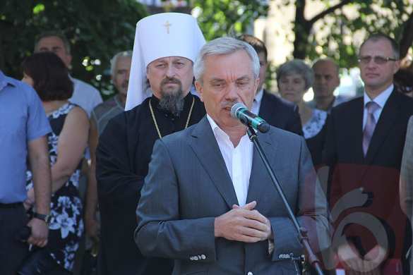 Памятник Богдану Хмельницкому восстановили в Белгороде (фото) | Русская весна