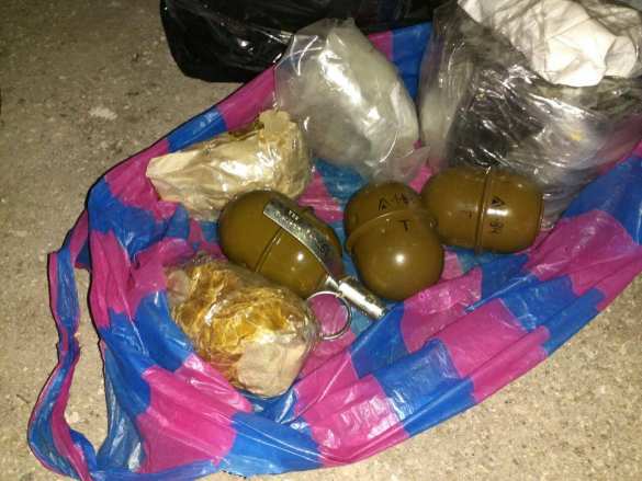 На украинском курорте обнаружили склад с боеприпасами в гараже (ФОТО) | Русская весна