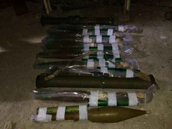 На украинском курорте обнаружили склад с боеприпасами в гараже (ФОТО) | Русская весна