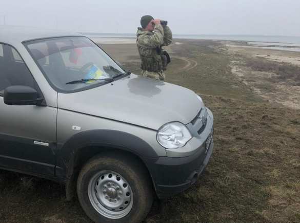 В День Советской Армии «незалежная» усилила границу с Крымом (ФОТО) | Русская весна
