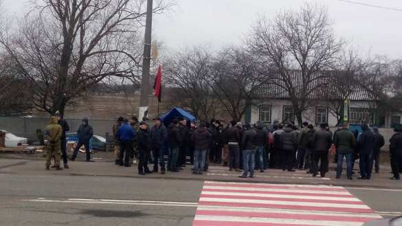 Российские фуры, как японские самолёты после Перл-Харбора — украинский националист о блокаде (ФОТО, ВИДЕО) | Русская весна