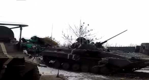 Бой разведгруппы Армии ДНР под Дебальцево: пожары, трофеи и рассказы ополченцев (ВИДЕО) | Русская весна