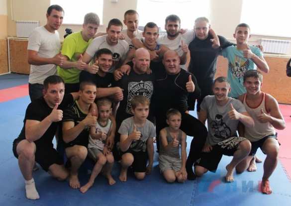 Боец ММА Джефф Монсон провел мастер-класс в ЛНР (ФОТО) | Русская весна
