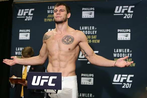 UFC запретил украинскому бойцу выйти в октагон под песню «День Победы» | Русская весна