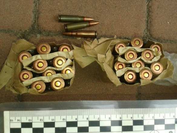 В Мукачево женщина торговала гранатами на центральной улице (ФОТО) | Русская весна