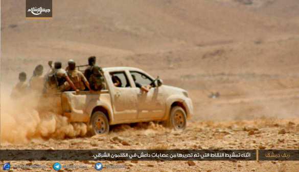 Кровавая мясорубка в Сирии: «Аль-Каида» и «оппозиция» выбивают ИГИЛ из пустыни и лагеря Ярмук (ФОТО, ВИДЕО) | Русская весна