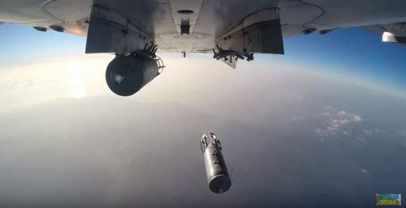 Грозная «птица» ВКС России: камеры сняли выполнение боевой задачи Су-24 в Сирии (ВИДЕО, ФОТО) | Русская весна