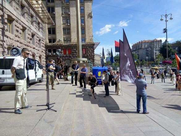 Неонацисты стали властью: боевики добробатов заставили депутатов принять закон об их статусе (ФОТО) | Русская весна