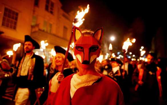 Англичане сожгли голого Ким Чен Ына, Трампа, Терезу Мэй и Вайнштейна (ФОТО, ВИДЕО) | Русская весна