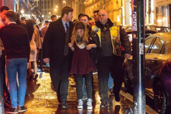 Пьяные тела на мостовых: как «просвещённая» Европа «праздновала» Страстную пятницу (ФОТОРЕПОРТАЖ) | Русская весна