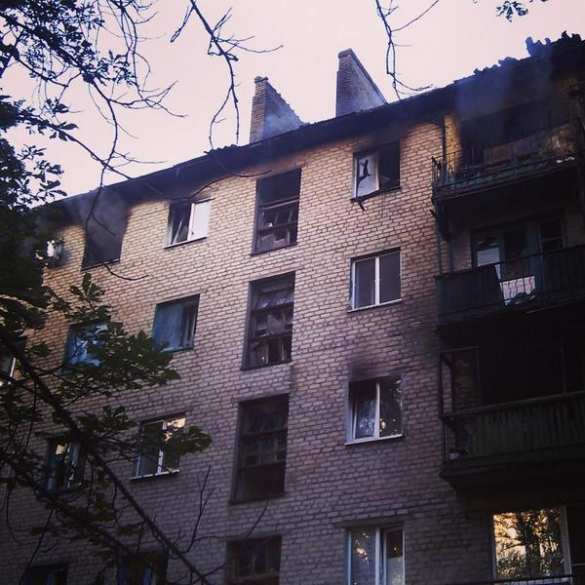 Ясиноватая, ДНР: 12 августа каратели снова наносили удары по жилым кварталам (фото, видео) | Русская весна