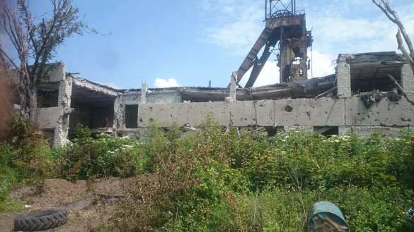 Черная ночь карателей: за обстрел Донбасса уничтожено и ранено более 50 боевиков «Правого сектора» и ВСУ (+ФОТО) | Русская весна