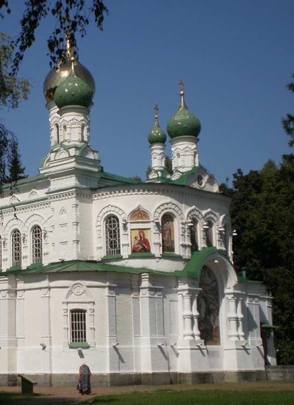 В Полтаве с храма убрали гербы России (ФОТО) | Русская весна