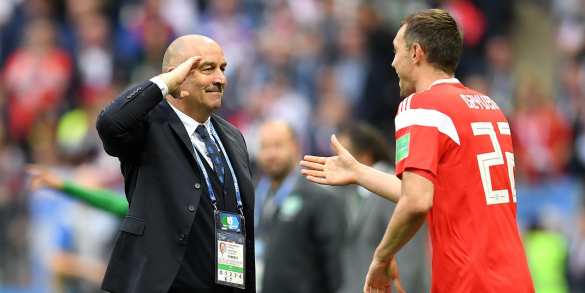 Легенда «Манчестер Юнайтед» попросил футболку у Дзюбы | Русская весна