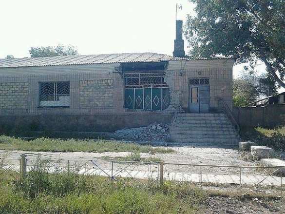 Лутугино в огне: взорванные дома, поврежденные церкви, сожженные здания (Фотолента) | Русская весна