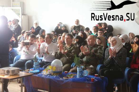 День освобождения: российские военные прибыли к особенным сирийцам (ФОТО) | Русская весна