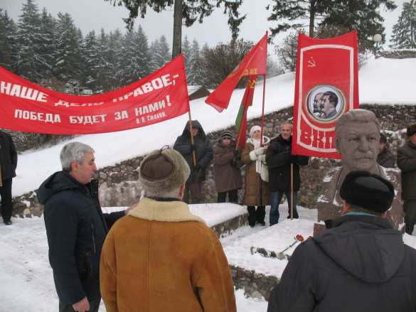 Цветы великому Сталину: лево-патриотические силы Белоруссии требуют у Лукашенко и Путина ускорить строительство Союзного государства (ФОТО, ВИДЕО) | Русская весна