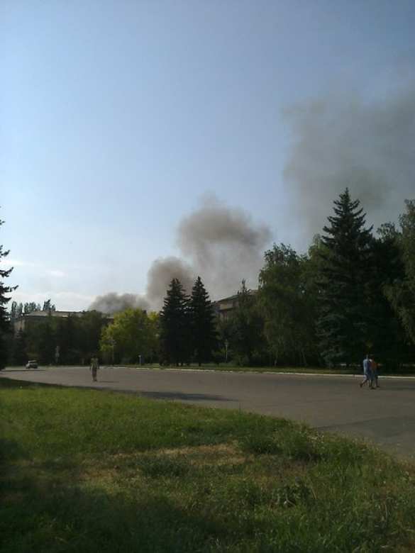 Ясиноватая, ДНР: 12 августа каратели снова наносили удары по жилым кварталам (фото, видео) | Русская весна