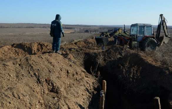 ДНР демонтирует свои военные объекты на линии фронта у Петровского (ФОТО, ВИДЕО) | Русская весна