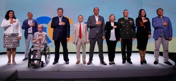 Без слёз не взглянешь: Порошенко представил первую десятку своей партии (+ВИДЕО, ФОТО) | Русская весна