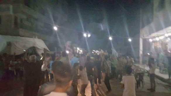 СРОЧНО: Тяжелые бои вблизи Дейр Зора, боевики бегут, жители вышли на улицы праздновать скорое освобождение (ФОТО, ВИДЕО) | Русская весна